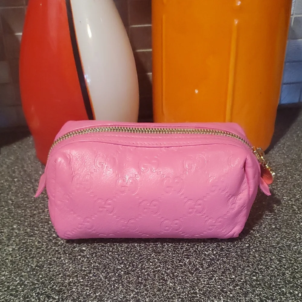 Gucci Momogram Bag Pouch - Picture 2 of 15